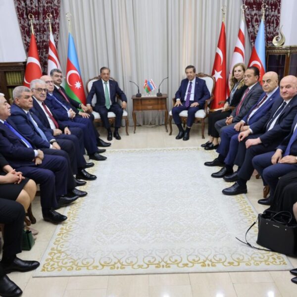 Foreign Minister Ertuğruloğlu receives Inter-Parliamentary Friendship Groups |